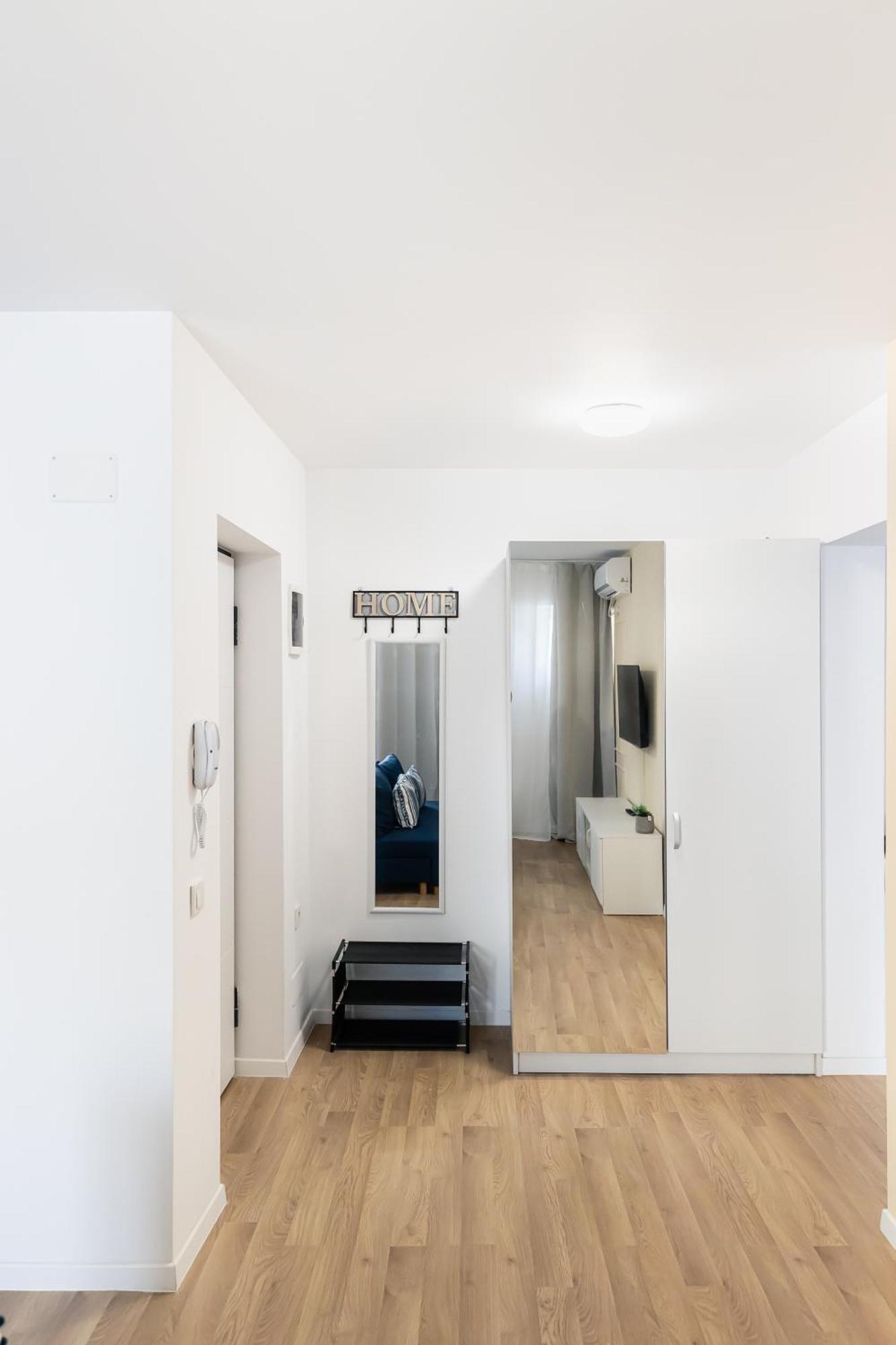 Simplicity Apartments Bucarest Exterior foto